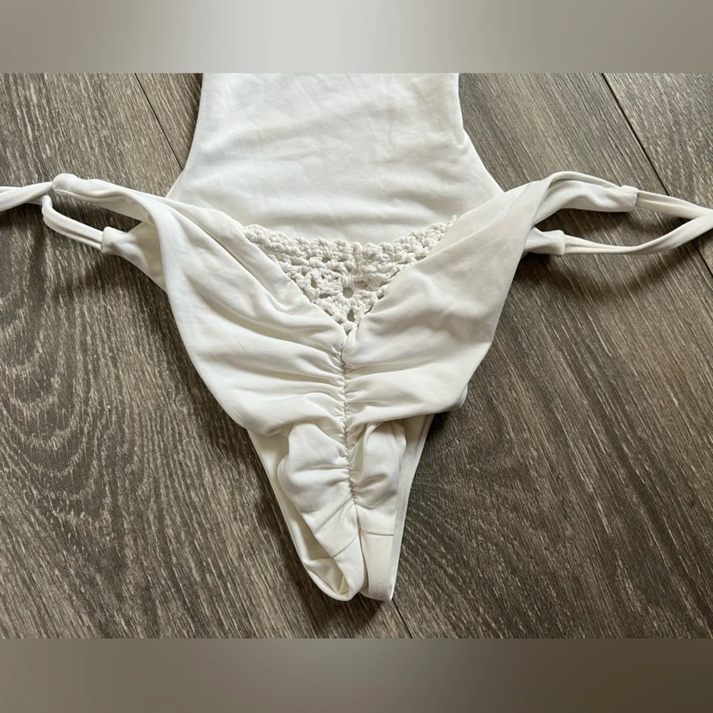 Frankie’s bikinis crochet scrunch butt ruched festival one piece monokini XS